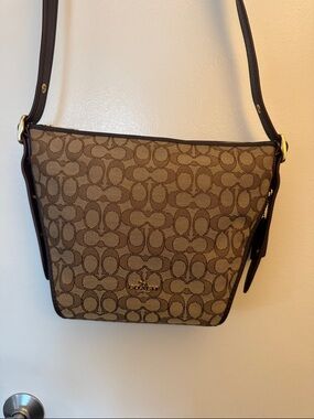 Coach Brown Signature Crossbody Bag ne